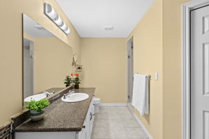  Photo 38