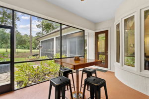 Screened-in Porch