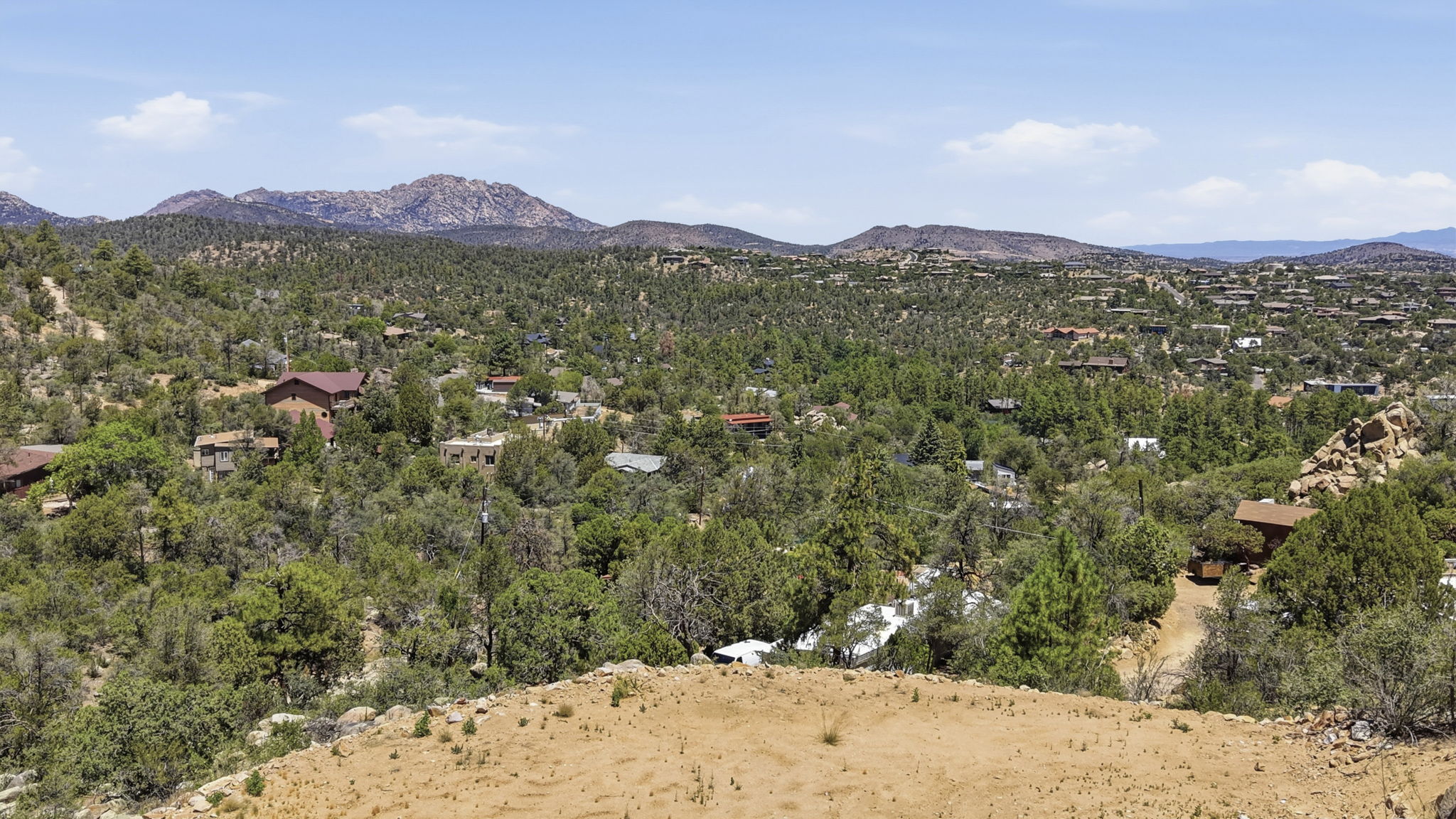 Lot Photo