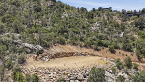 Lot Photo 3