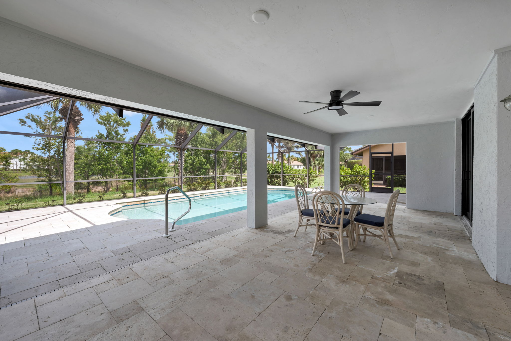 Outdoor Living - Dining View 2