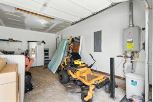  Photo 49