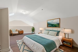 DSC06329.ARW virtually staged.jpeg