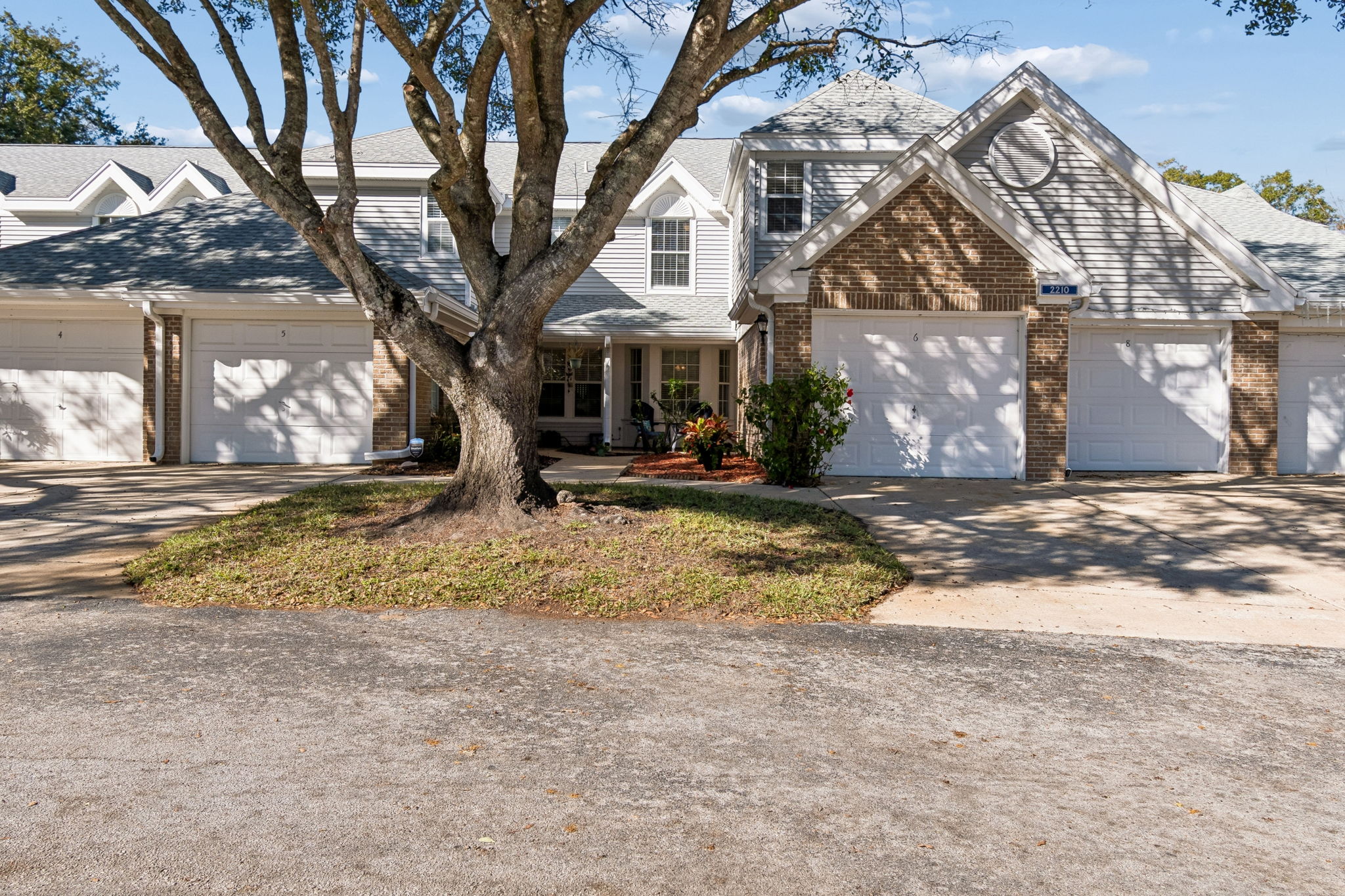 Welcome Home! 2210 Coach House Blvd. 406 Orlando, FL 32812