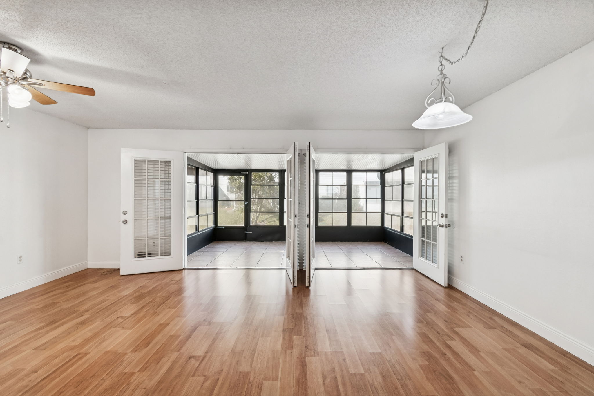 Living Room/Dining Room