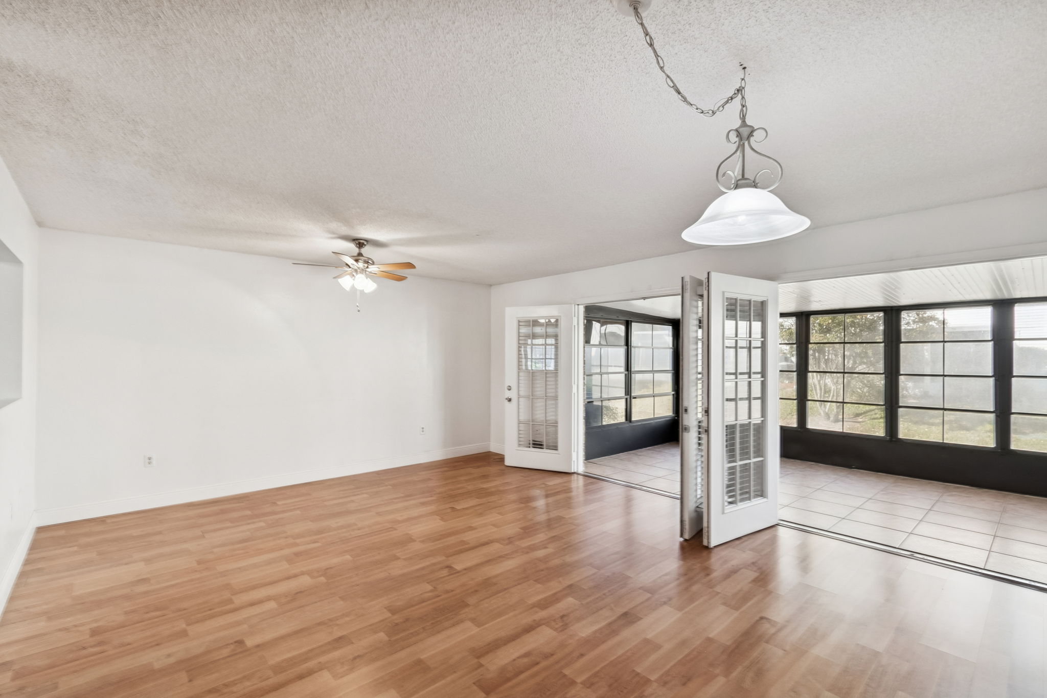 Living Room/Dining Room