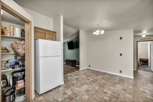  Photo 47