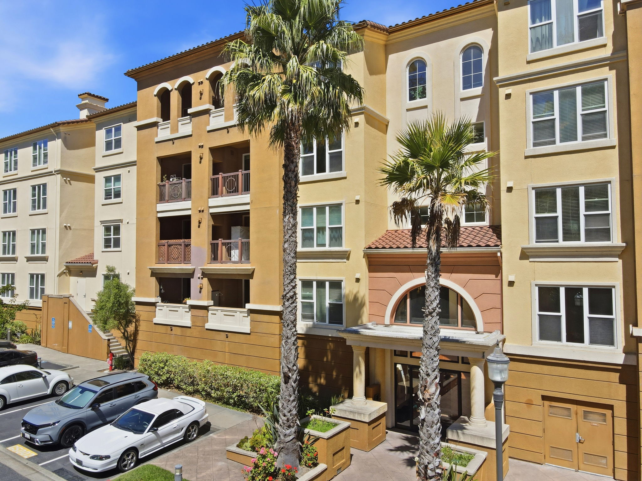 003_F8_AERIAL_2210 Gellert Blvd 5301