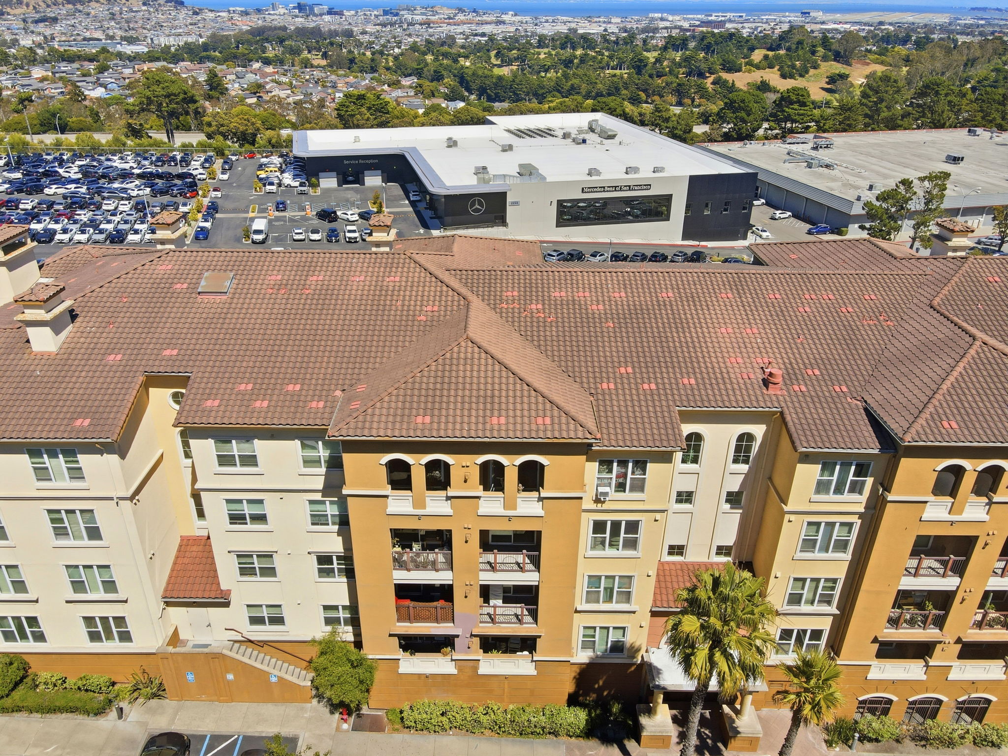 010_F8_AERIAL_2210 Gellert Blvd 5301