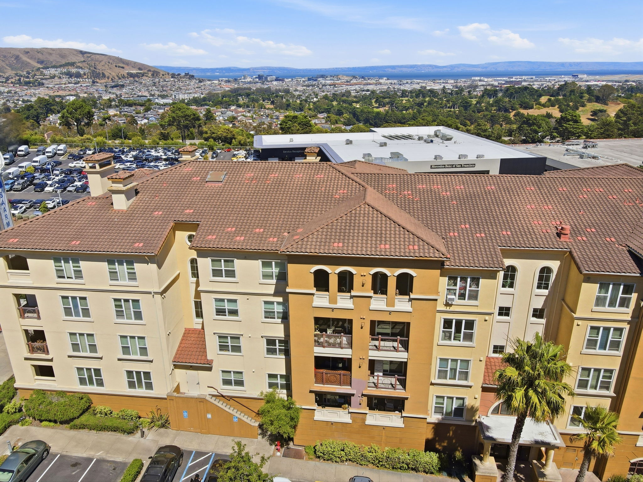 016_F8_AERIAL_2210 Gellert Blvd 5301
