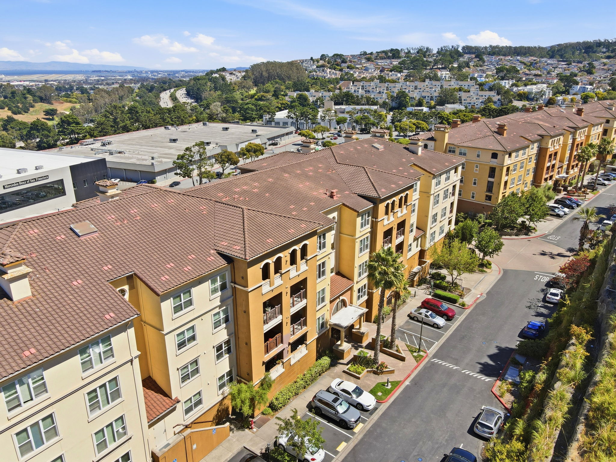 023_F8_AERIAL_2210 Gellert Blvd 5301