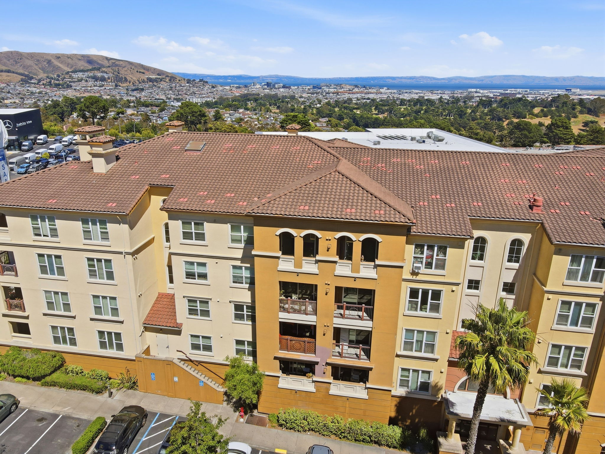 030_F8_AERIAL_2210 Gellert Blvd 5301