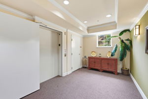 001_F8_2210 Gellert Blvd 5301