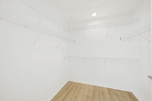022_F8_2210 Gellert Blvd 5301