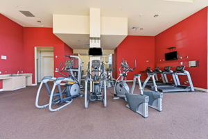 039_F8_2210 Gellert Blvd 5301