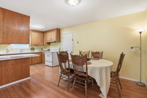 016_F8_2210 Greenwich Ct