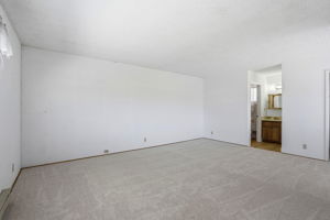 024_F8_2210 Greenwich Ct