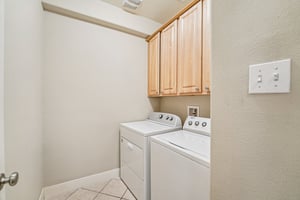 Onion Creek Pkwy 1104-S1802-017.jpg