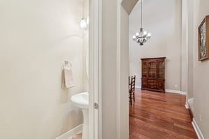 Onion Creek Pkwy 1104-S1802-019.jpg