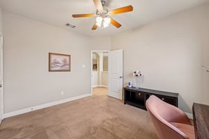 Onion Creek Pkwy 1104-S1802-027.jpg