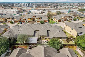 Onion Creek Pkwy 1104-S1802-040.jpg