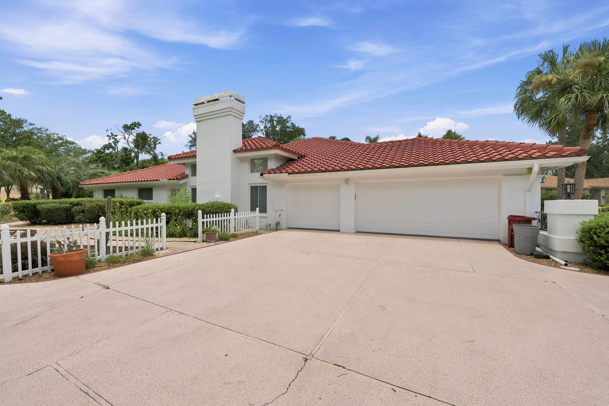Front Exteriors (7)