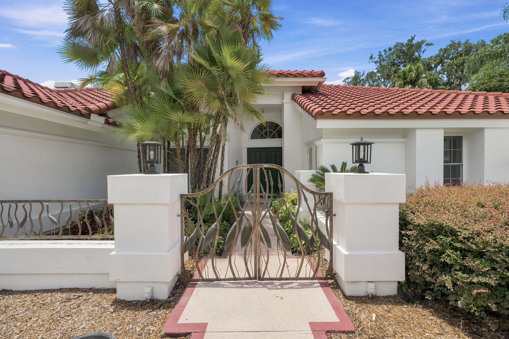 Front Exteriors (8)