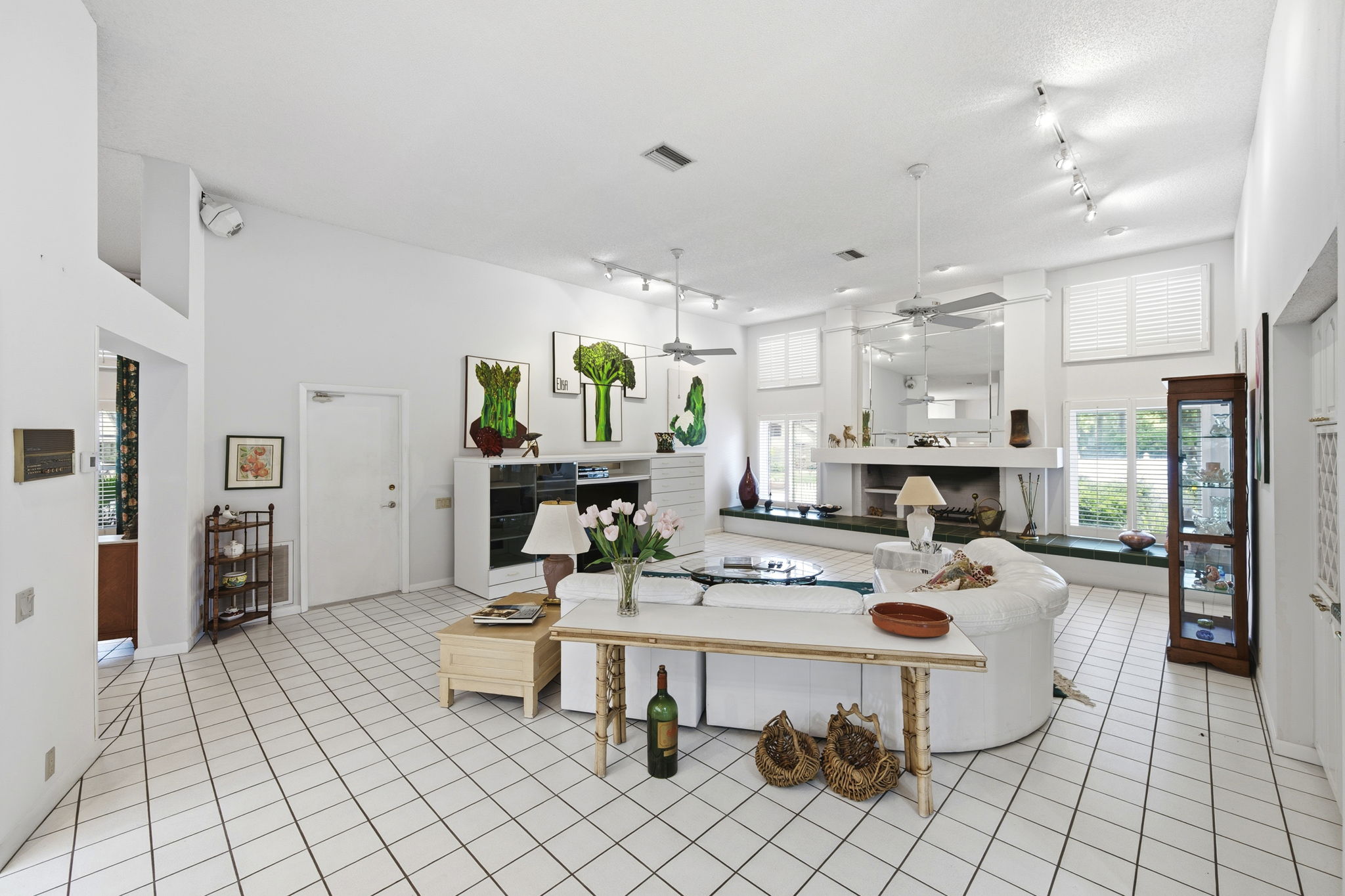 Interiors (10)