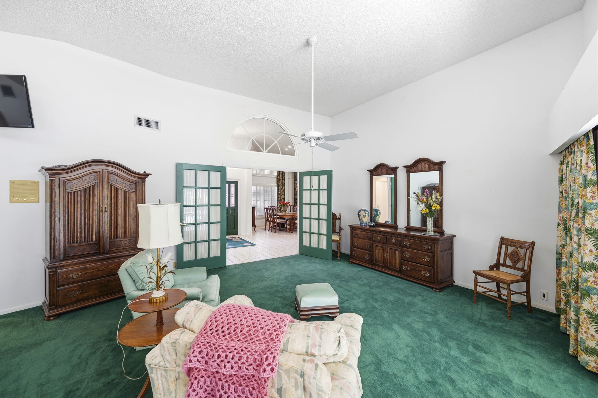 Interiors (27)
