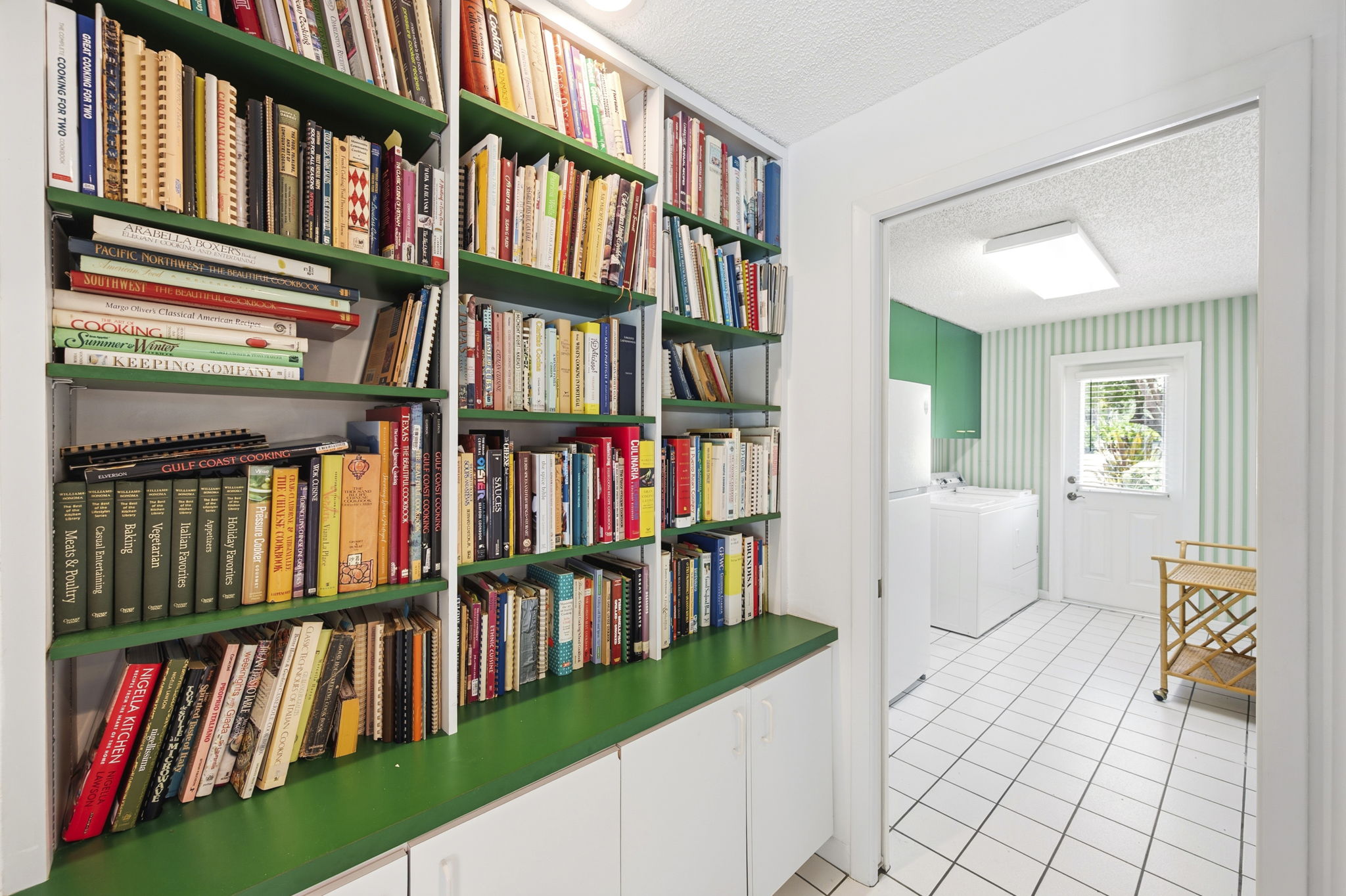 Interiors (57)