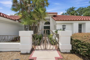 Front Exteriors (8)
