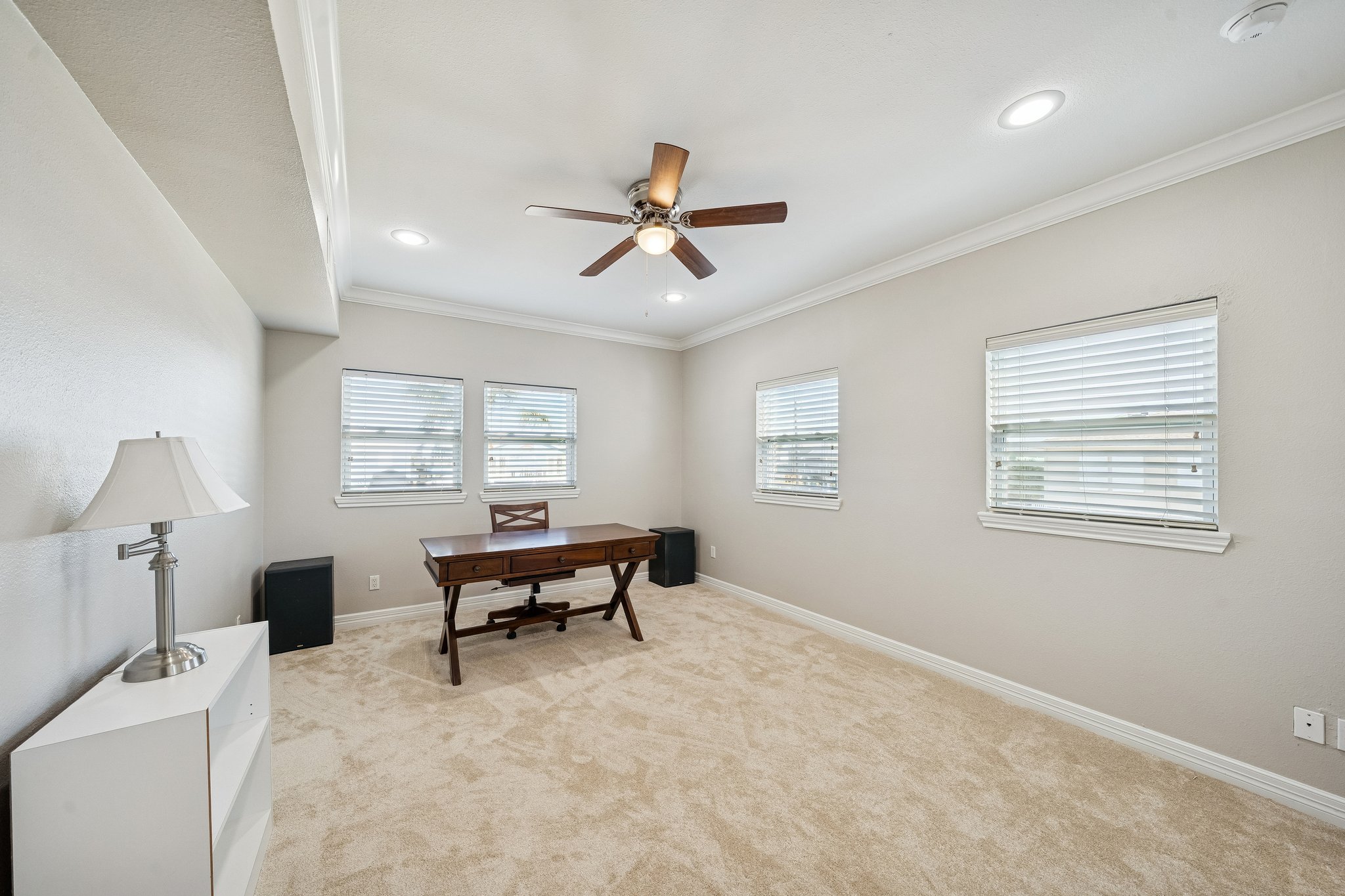 22105 Zapata Dr - 018.jpg