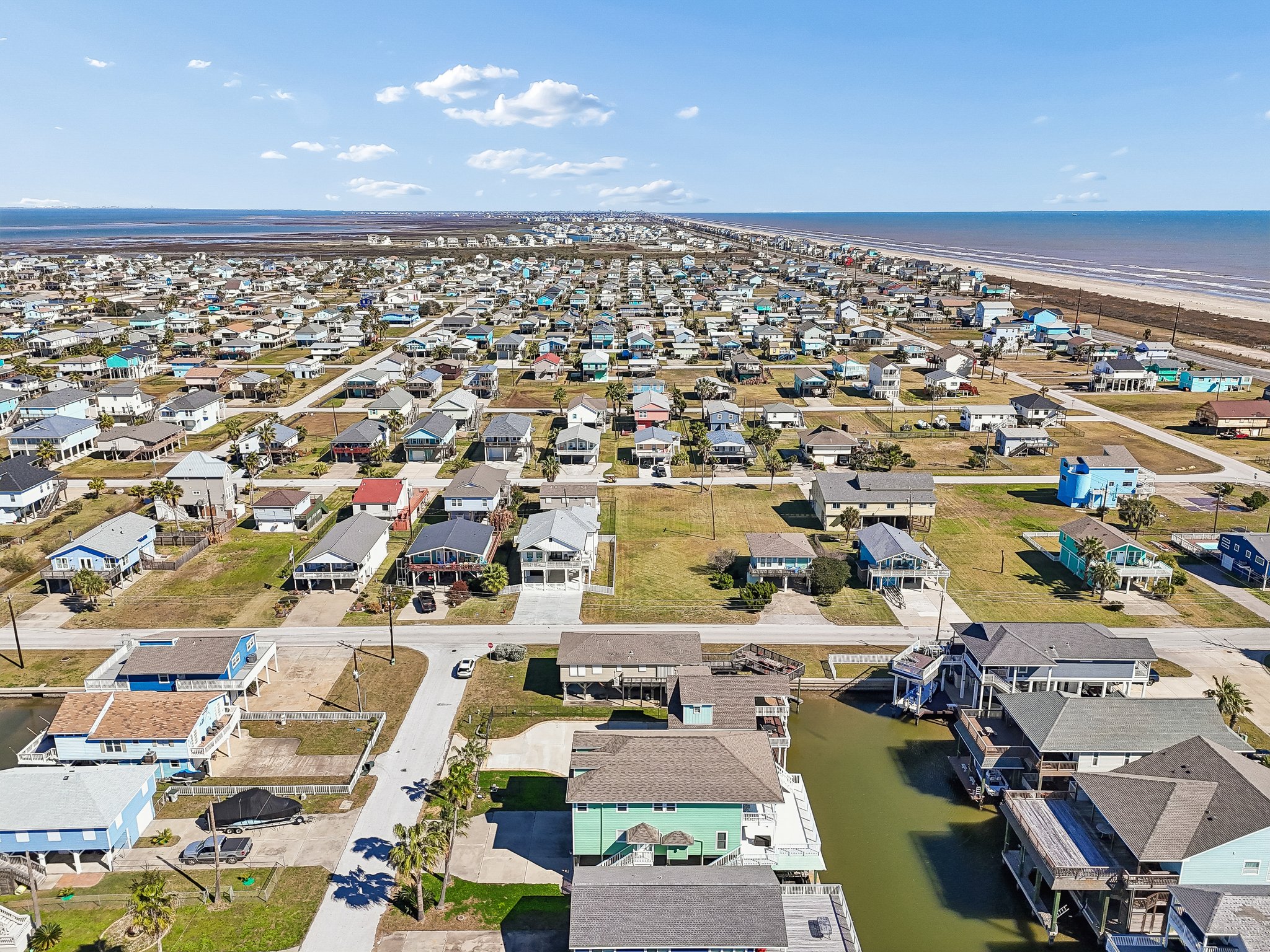 22105 Zapata Dr - 049.jpg