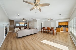 22105 Zapata Dr - 006.jpg