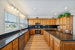 22105 Zapata Dr - 011.jpg