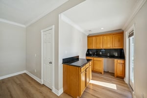 22105 Zapata Dr - 015.jpg