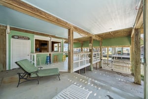 22105 Zapata Dr - 038.jpg