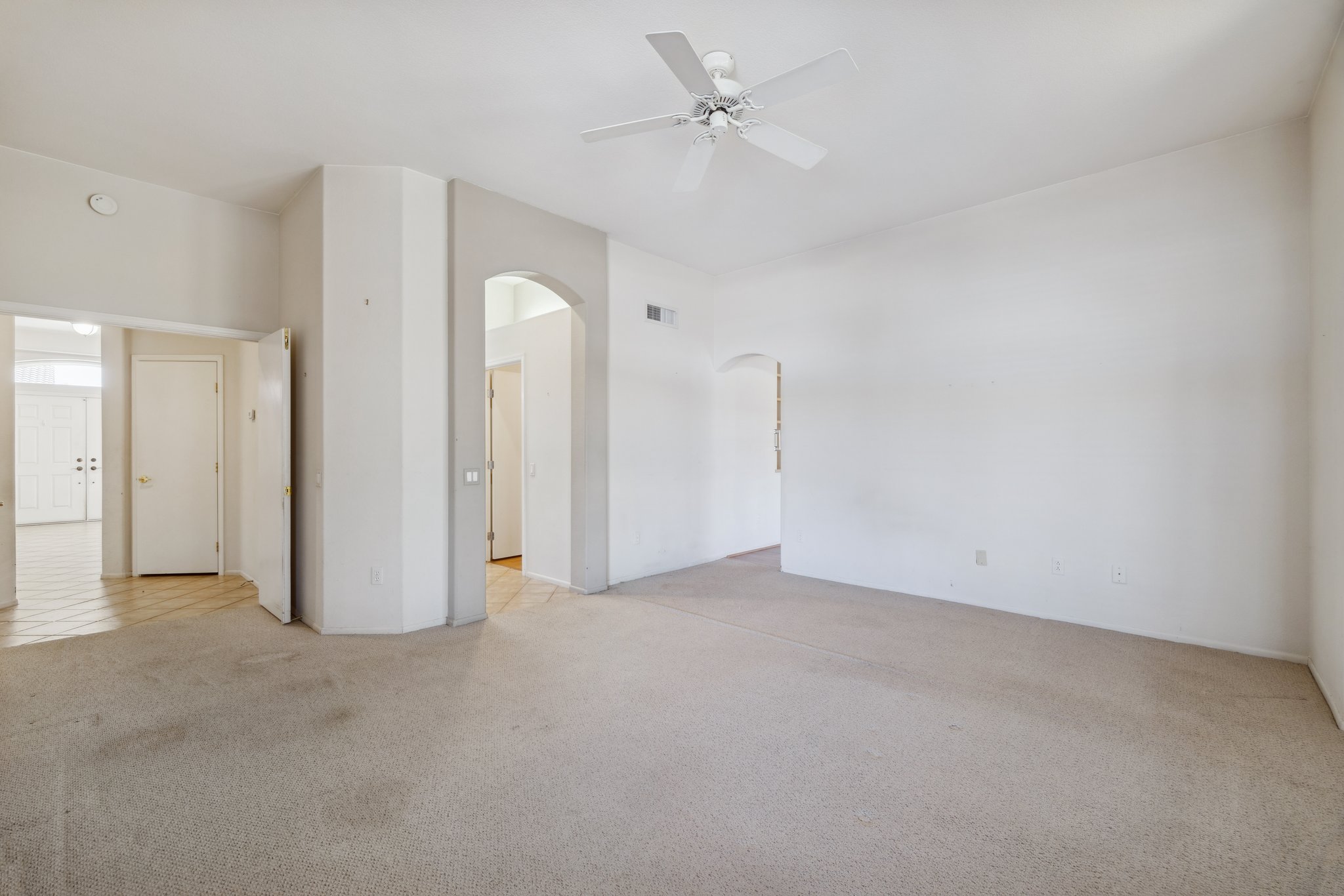 22108 N Veterans Dr - 024.jpg