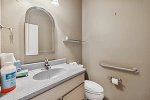 22108 N Veterans Dr - 035.jpg