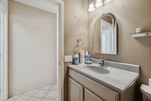 22108 N Veterans Dr - 036.jpg