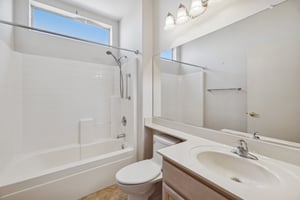 22108 N Veterans Dr - 037.jpg