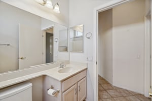 22108 N Veterans Dr - 038.jpg