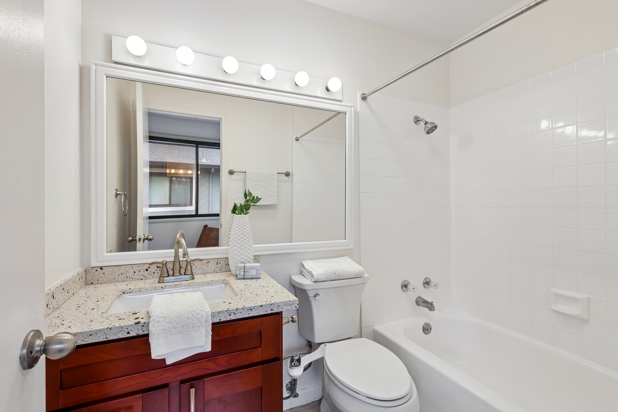 Fazeli Ct.-S2704-026.jpg