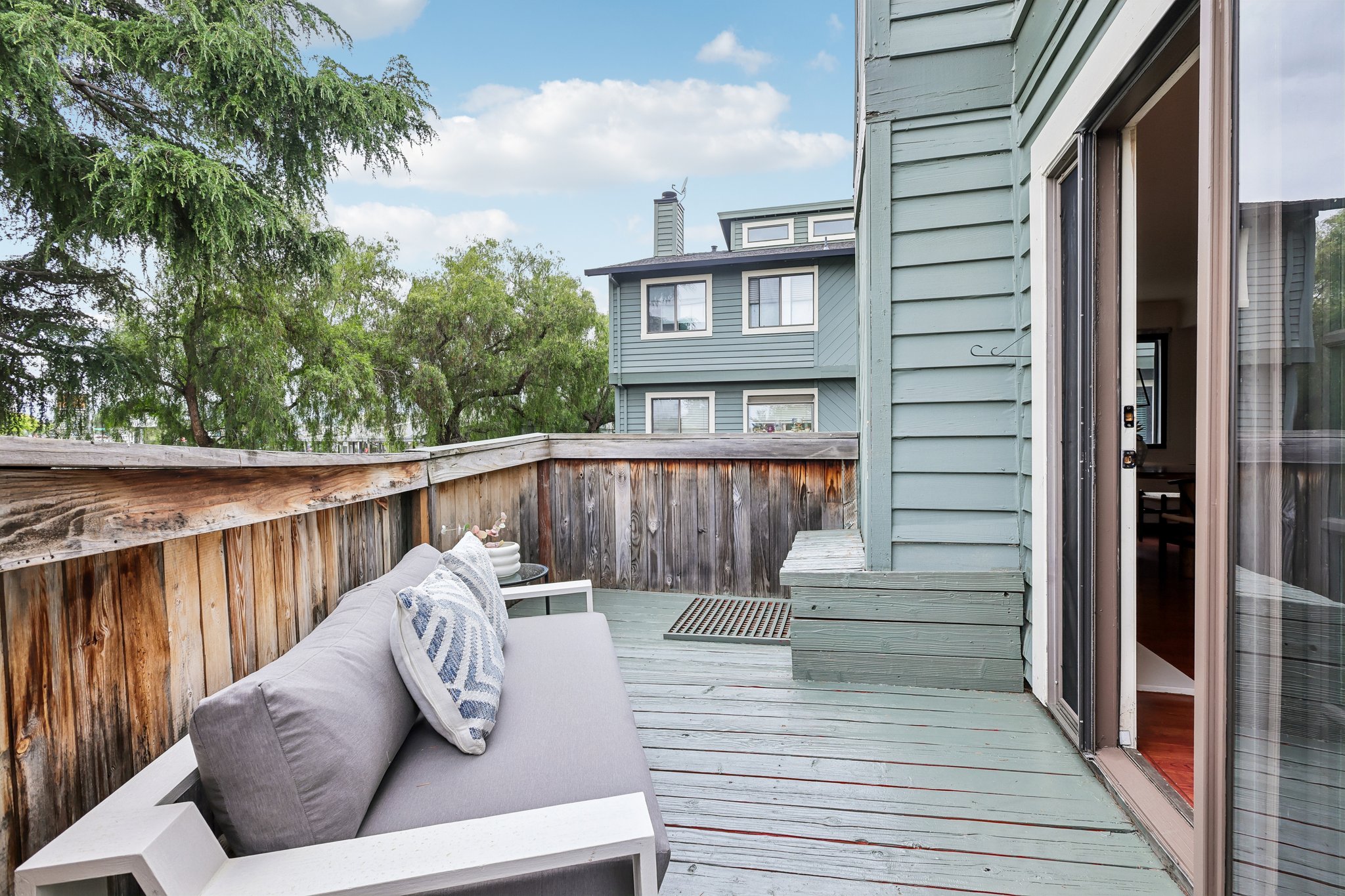 Fazeli Ct.-S2704-029.jpg