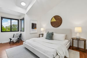 Fazeli Ct.-S2704-015.jpg