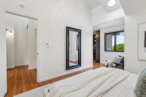 Fazeli Ct.-S2704-016.jpg