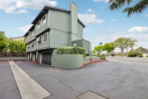 Fazeli Ct.-S2704-030.jpg