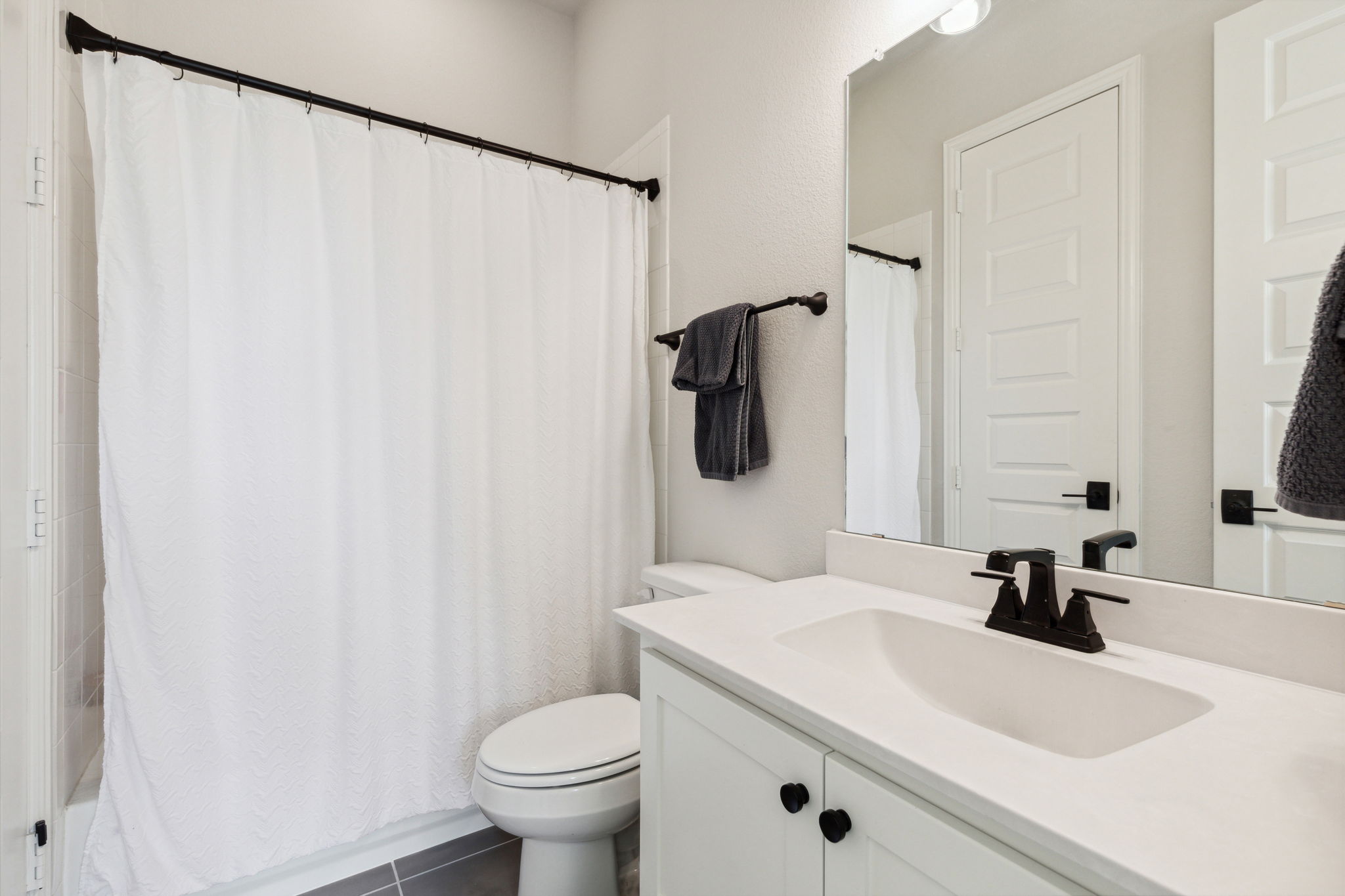 2211Sandalwood_026
