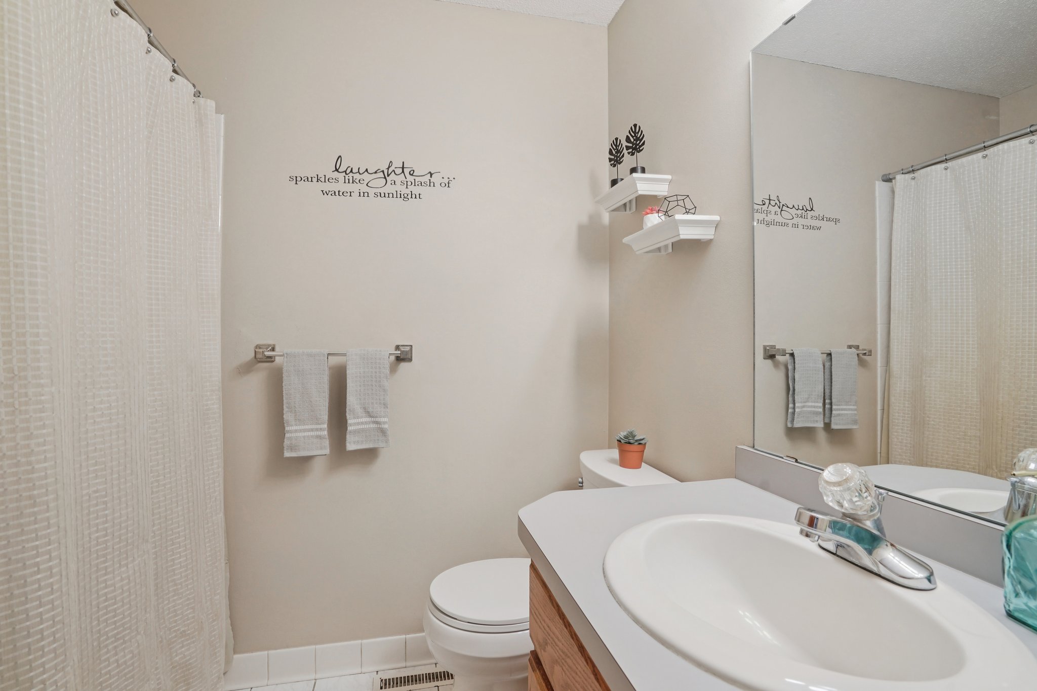 Ariel St N-S1002-018.jpg