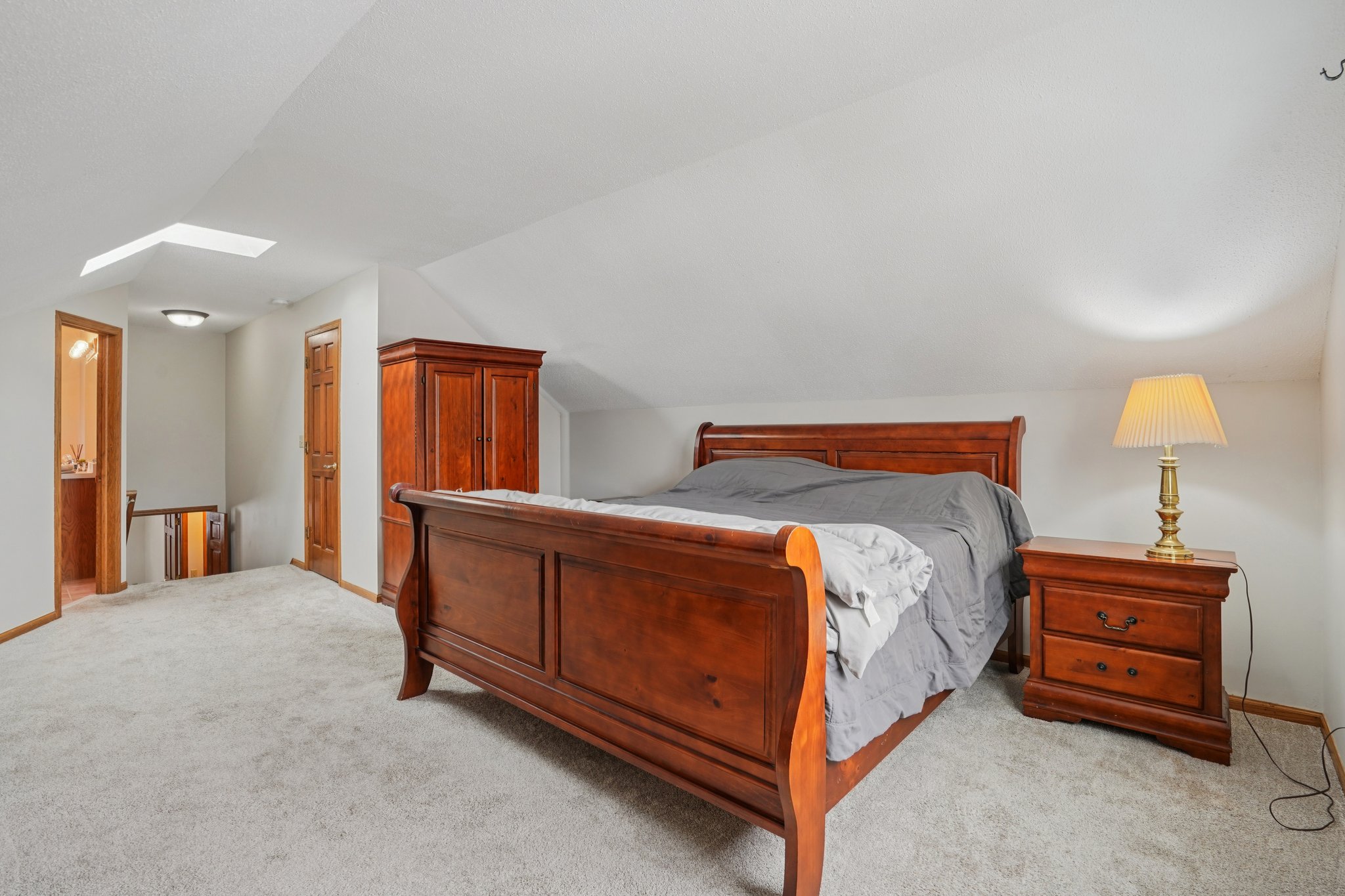 Ariel St N-S1002-024.jpg